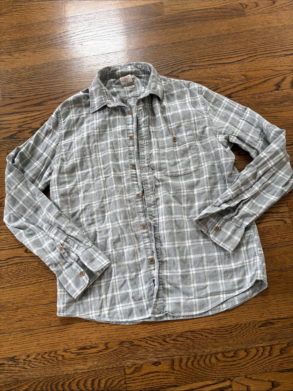 Fatherly Men's organic cotton flannel Gray Plaid Button-Up Shirt, L